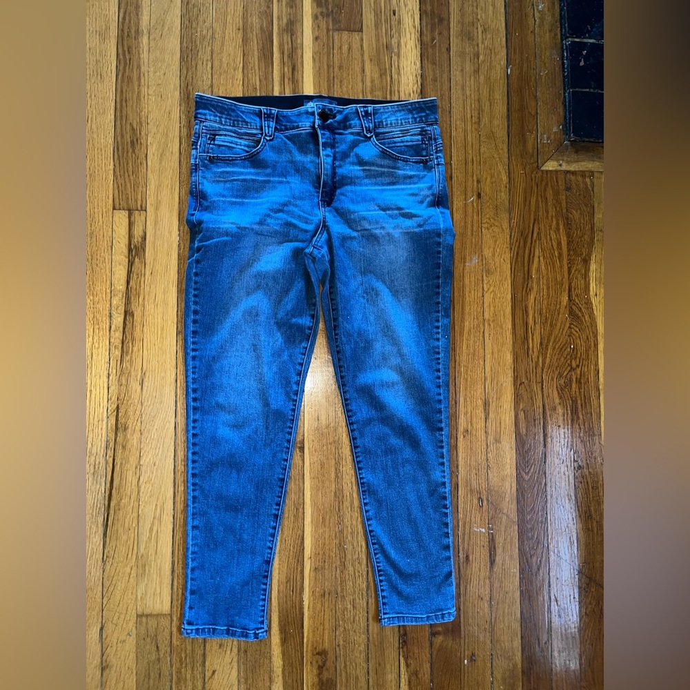 Democracy Jeans medium wash size 16 “ab technology” stretchy waist band soft